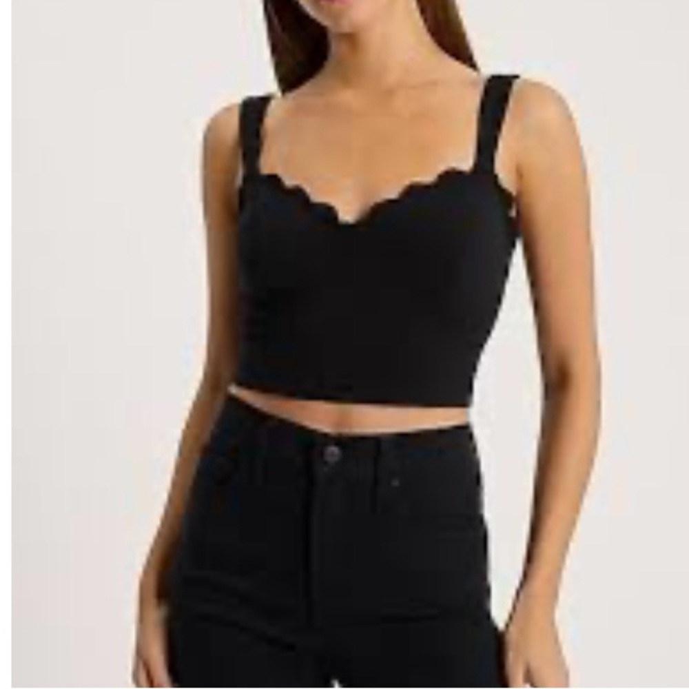 Black Scallop Trim Crop Top